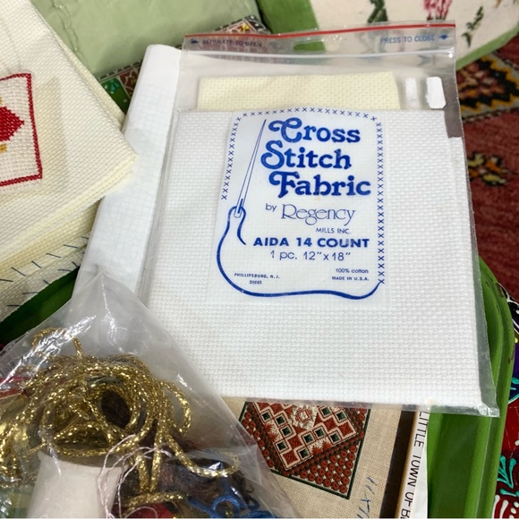 Christmas Needlepoint Lot - Picture 5 of 6